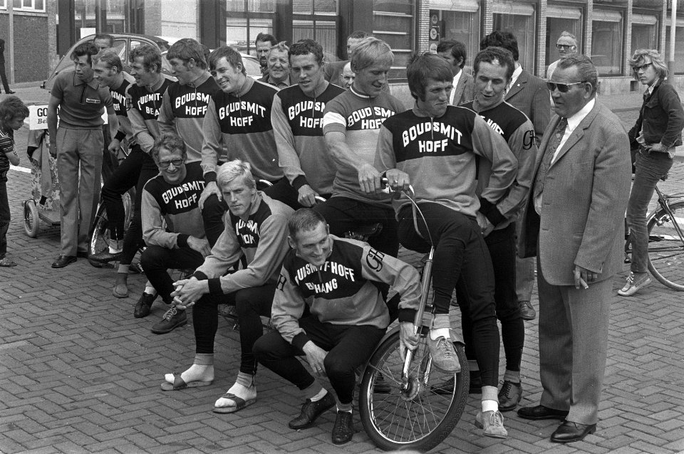 Presentatie van de Nederlandse ploeg (Goudsmit - Hoff) voor de 59e Tour de Franc, Bestanddeelnr 925-6967