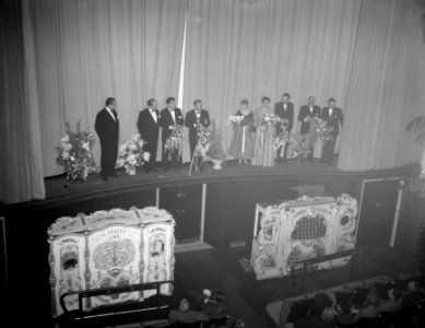 Premier van film Het Wonderlijke leven van Willem Parel in de Cineas Damrak, Bestanddeelnr 906-9766