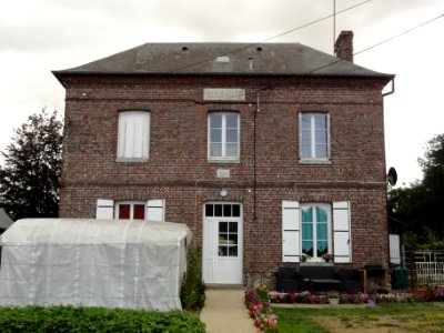 Prétot-Vicquemare (Seine-Mar.) ancienne mairie-école