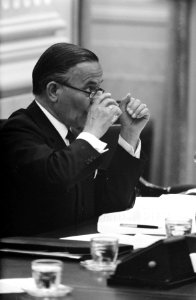 Premier Piet de Jong, Bestanddeelnr 922-5890