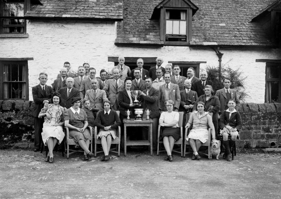 Presentation of golfing trophies, Builth Wells Golf Club (1294203)