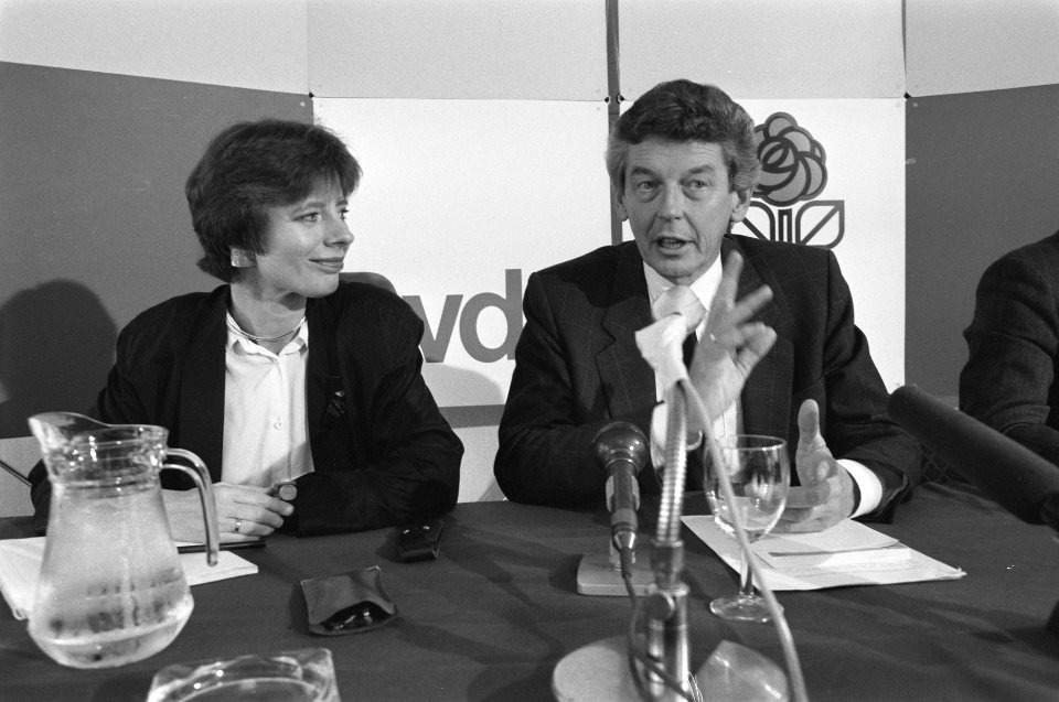 Presentatie PvdA-strategierapport Bewogen Beweging door Wim Kok en Marjanne Si, Bestanddeelnr 934-2640