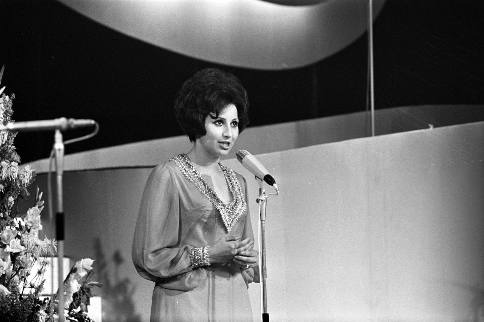 Presentatrice Helga Vlahovic, Bestanddeelnr 922-6132