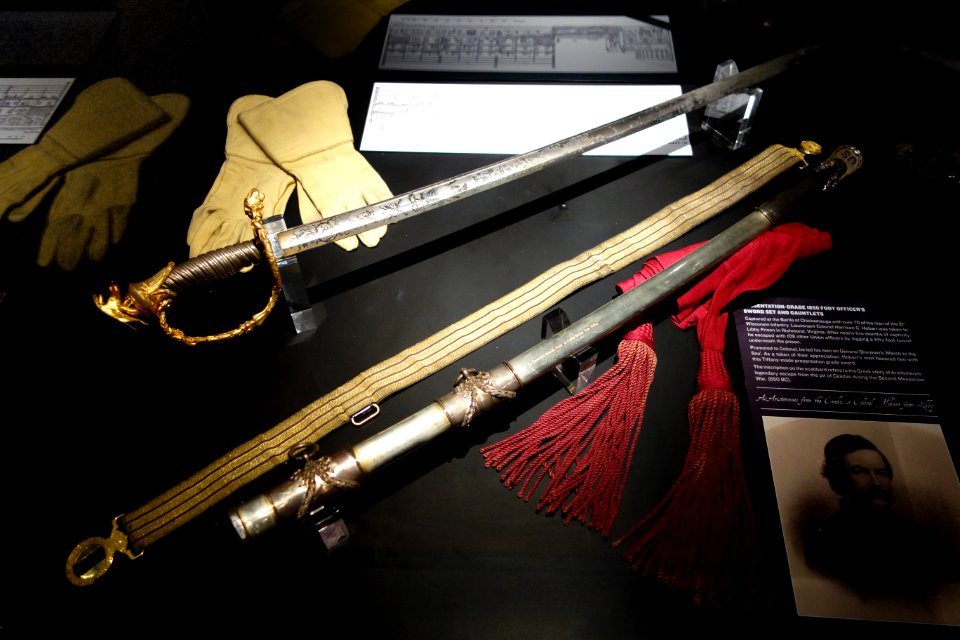 Presentation-Grade 1850 Foot Officer's Sword Set and Gauntlets, sword by Tiffany - Wisconsin Veterans Museum - DSC02980