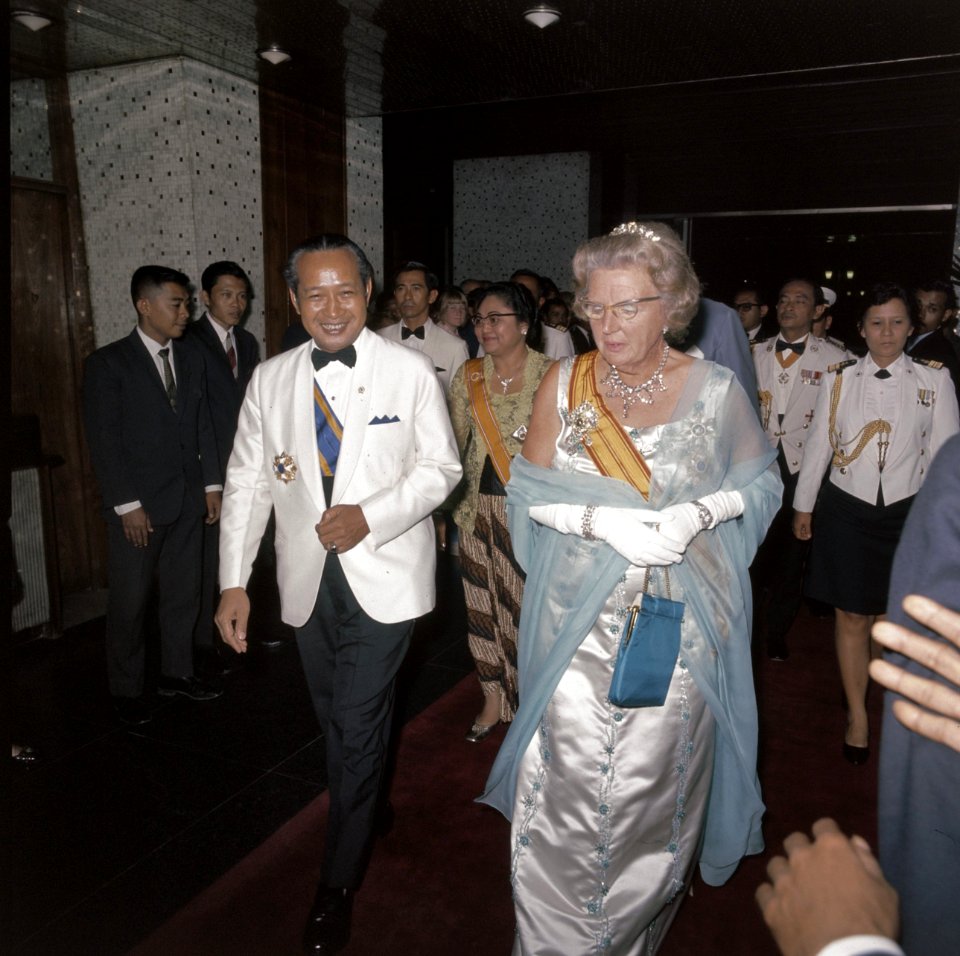 President Soeharto en koningin Juliana, Bestanddeelnr 254-9072