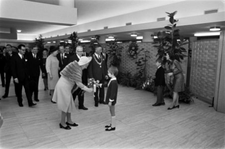 President Heinemann , koningin Juliana en prins Bernhard in het Congresgebouw De, Bestanddeelnr 923-0205