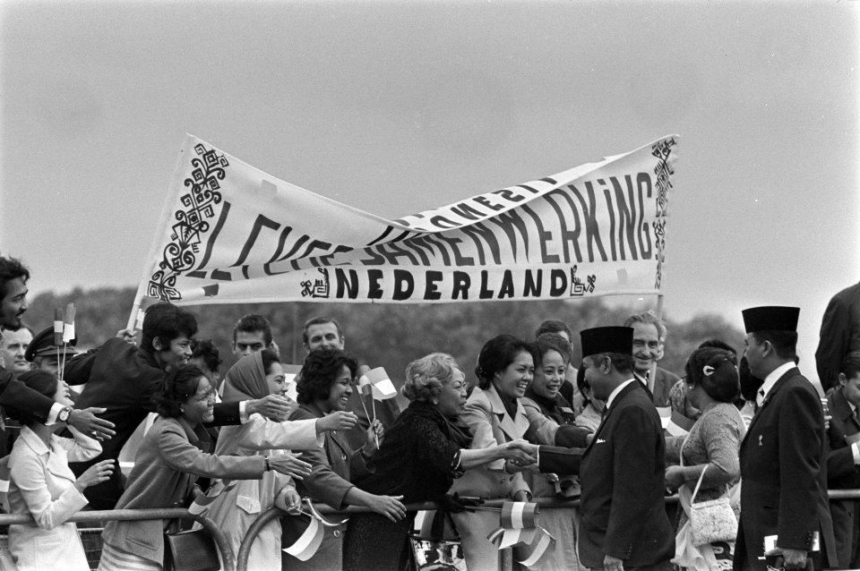 President Soeharto van Indonesie vertrekt van Ypenburg naar Duitsland Soeharto , Bestanddeelnr 923-8169