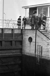 President Kekkonen en koningin Juliana brengen een bezoek aan de Flevopolder, Bestanddeelnr 925-9817
