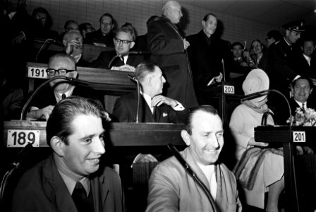 President Heinemann en koningin Juliana bezoeken Cooperatieve Centrale Westlands, Bestanddeelnr 923-0194