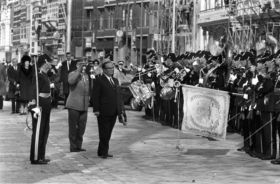 President Tito in Rotterdam, Bestanddeelnr 923-9500