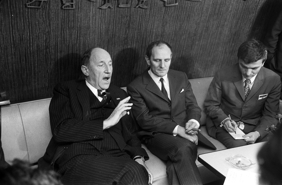 President Tito in Rotterdam, Bestanddeelnr 923-9501