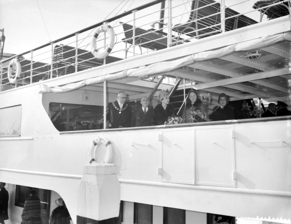 President Prado en mevrouw Prado , Prinses Beatrix en burgemeester Van Walsum aa, Bestanddeelnr 911-0763