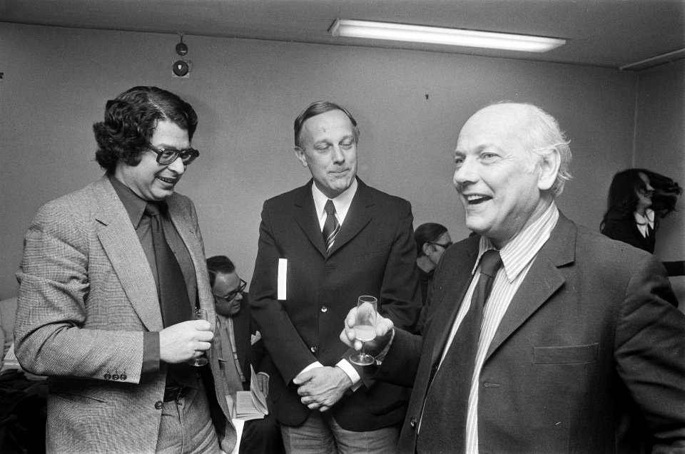 Presentatie boek over Den Uyl door Hans van de Werf geschreven in Nieuwspoort v, Bestanddeelnr 927-7777