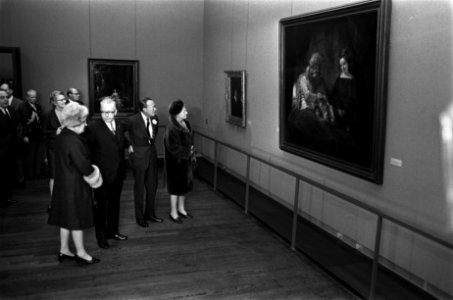 President Heinemann en echtgenote, koningin Juliana en prins Bernhard bezoeken R, Bestanddeelnr 923-0256