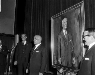 President Bourguiba bracht bezoek aan Philips-fabrieken, President Bourguiba voo, Bestanddeelnr 919-3332