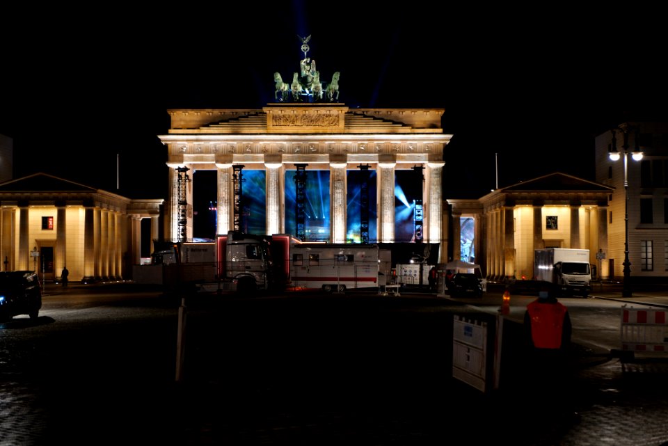 Preparation of ZDF new year TV show at Brandenburg gate 2020-12-30 30
