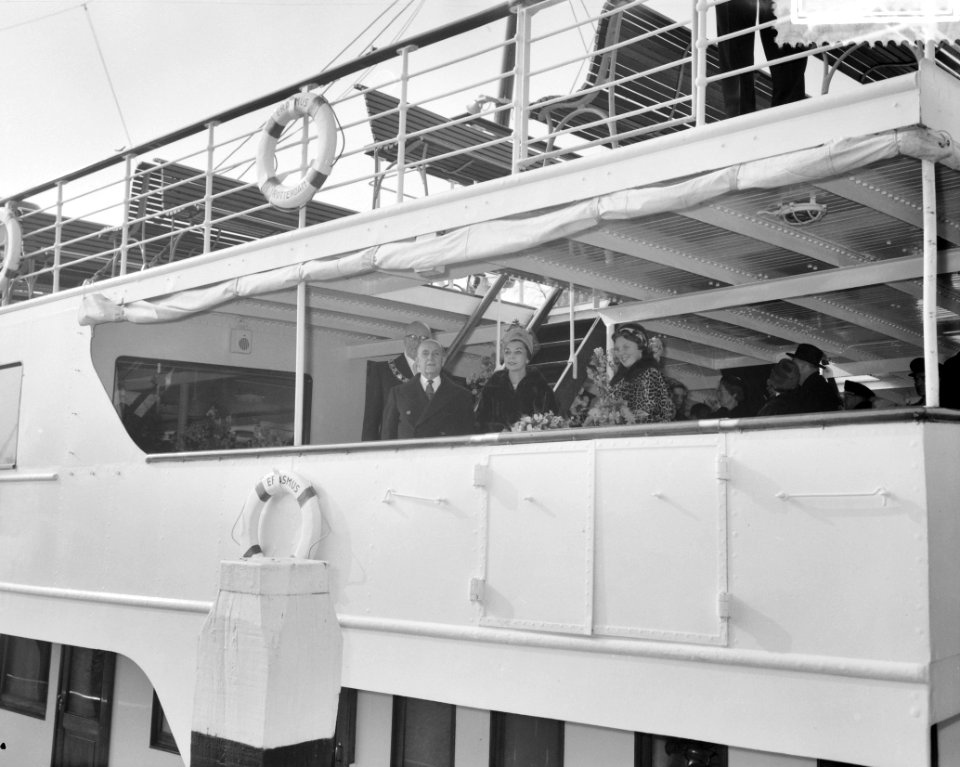 President Prado en mevrouw Prado , Prinses Beatrix en burgemeester Van Walsum aa, Bestanddeelnr 911-0761
