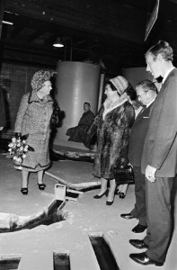 President Tito en echtgenote, koningin Juliana en Prins Bernhard bezoeken het Wa, Bestanddeelnr 923-9419