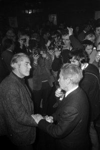 Receptie Joris Ivens ivm zijn jongste verjaardag in de Brakke Grond Bert Haan, Bestanddeelnr 921-9275