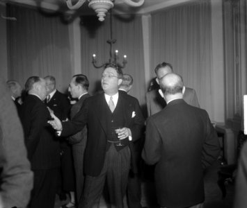 Receptie in de ambassade van Luxemburg, Bestanddeelnr 903-7978