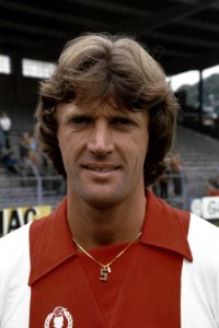 Presentatie Ajax selectie 19791980 nr. 13 Everse, nr. 14 , 15 Krolpen, Bestanddeelnr 253-8068