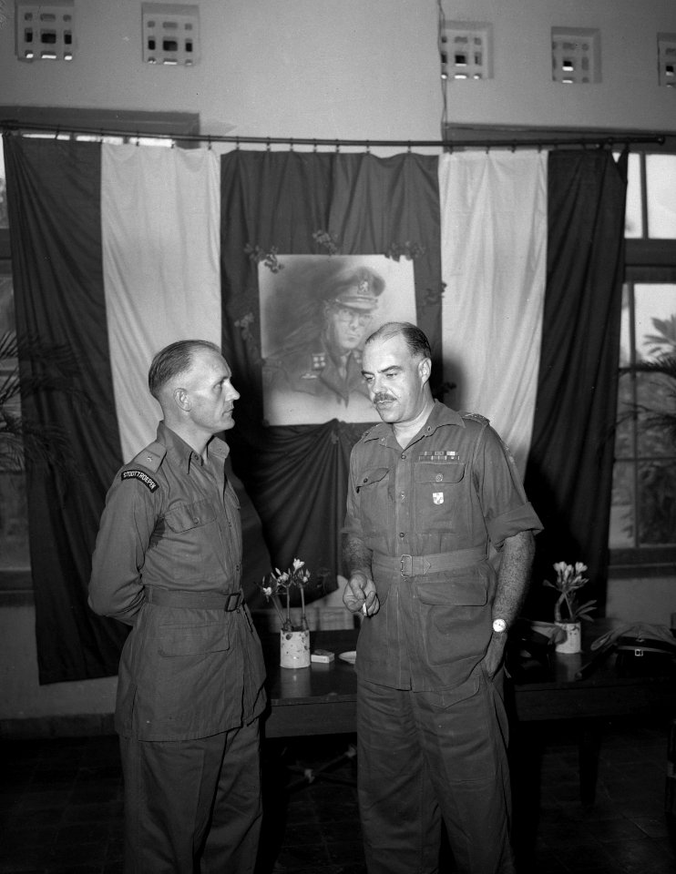 Receptie gegeven door de Stoottroepen t.g.v. 2-jarig bestaan van het regiment in, Bestanddeelnr 10093