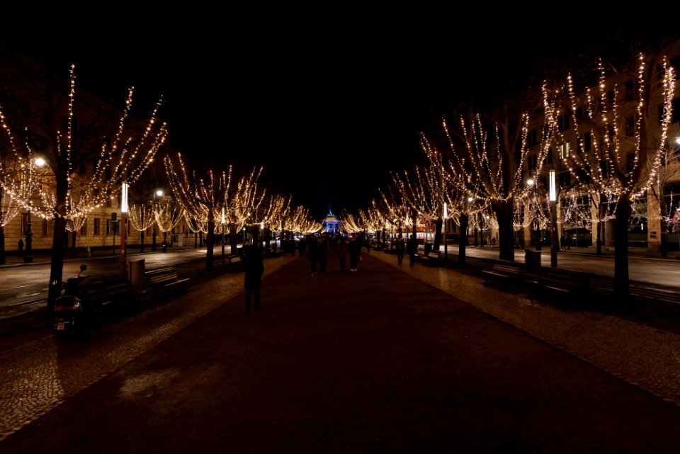 Preparation of ZDF new year TV show at Brandenburg gate 2020-12-30 03