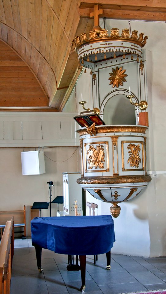 Predikstol i Tjällmo kyrka