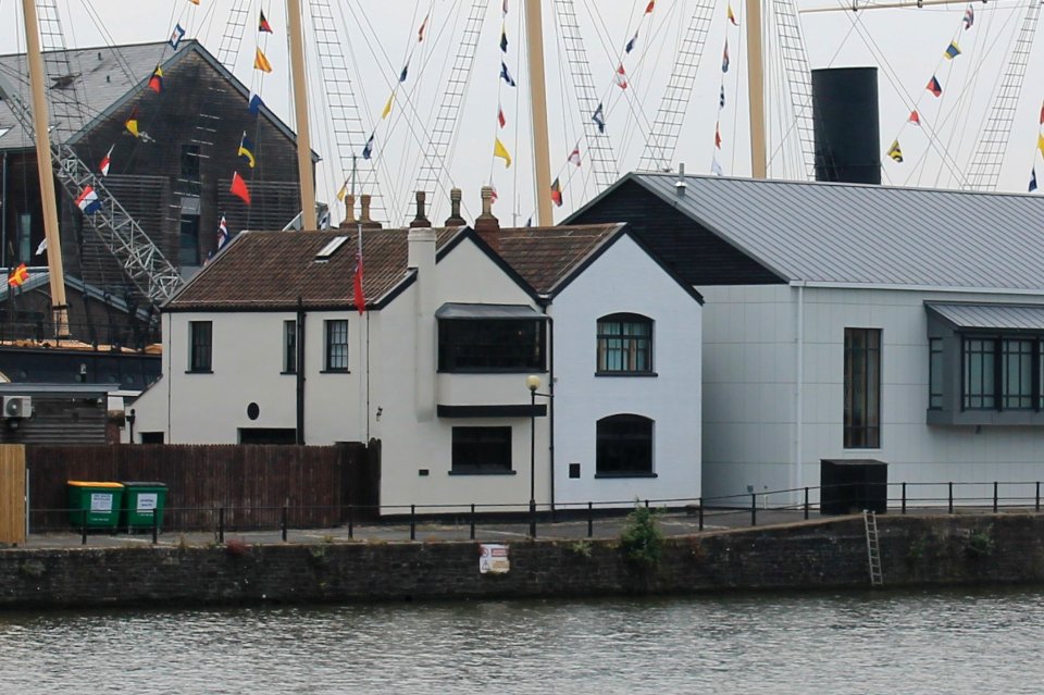 Premises Occupied By Wickham And Morris (timber Importers)