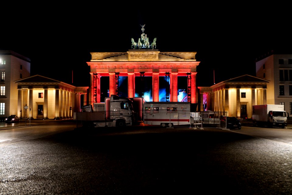 Preparation of ZDF new year TV show at Brandenburg gate 2020-12-30 09