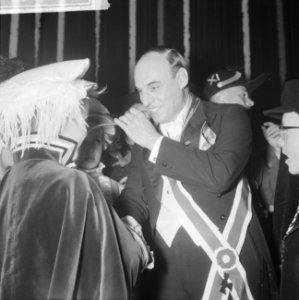 Receptie 80-jarig bestaan Oeteldonkse Carnavalvereniging Prins van Oeteldonk en, Bestanddeelnr 913-1960
