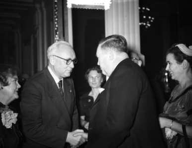 Receptie nieuw Engels gezant ambassadeur Mason Amsterdam, Bestanddeelnr 906-8592