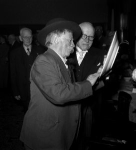 Receptie G. Th. Bom en Zonen ( 200 jaar ). Poort van Cleeve, Bestanddeelnr 908-0523