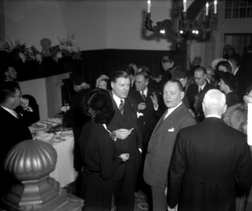 Receptie in de ambassade van Luxemburg, Bestanddeelnr 934-5302