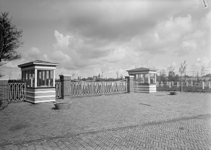 Recreatieterreinen, vliegvelden e.d., sportparken, ingangen, Bestanddeelnr 163-0664