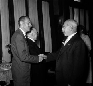Receptie G. Th. Bom en Zonen ( 200 jaar ). Poort van Cleeve, Bestanddeelnr 908-0520