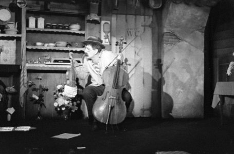 Premiere van Tom Manders nieuwe TV cabaret Dorus, Bestanddeelnr 912-9597