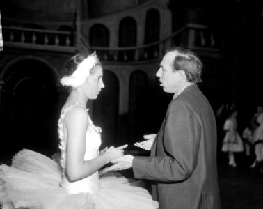 Premiere van Het Zwanenmeer door Nationaal Ballet te Apeldoorn, Igor Belski en, Bestanddeelnr 917-5162