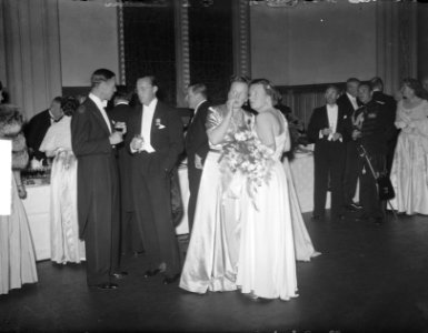 Receptie Rijksmuseum koningin Juliana en prins Bernhard, Bestanddeelnr 904-0210