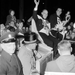 Receptie 80-jarig bestaan Oeteldonkse Carnavalvereniging Rijtour Prins Carnaval, Bestanddeelnr 913-1957