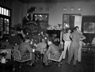 Receptie gegeven door de Stoottroepen t.g.v. 2-jarig bestaan van het regiment in, Bestanddeelnr 10094