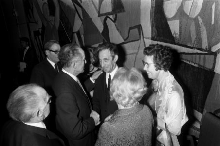 Receptie t.g.v. Dies Natalis van Amsterdam Universiteit in Hilton Hotel Amsterda, Bestanddeelnr 923-1379