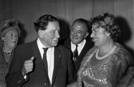 Receptie veertigjarig bestaan AVRO Ida de Leeuw van Rees en Willem Vogt, Bestanddeelnr 915-2870