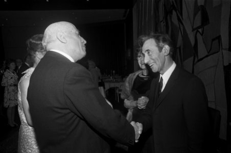 Receptie t.g.v. Dies Natalis van Amsterdam Universiteit in Hilton Hotel Amsterda, Bestanddeelnr 923-1380