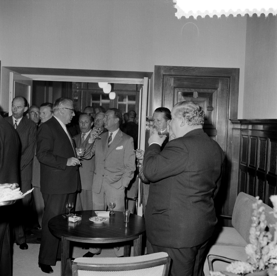 Receptie Duits Consulaat, Parklaan 36 , Rotterdam, Bestanddeelnr 908-7380