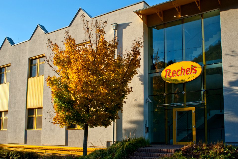 Recheis, neues Gebäudein Hall