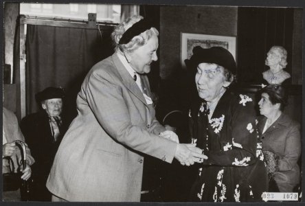 Receptie t.g.v. de 80ste verjaardag van Coba Ritsema in Arti en Amecitia te Amst, Bestanddeelnr 093-1079