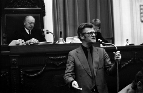 Rechts Van Amelsvoort aan het woord, links Vondeling, Bestanddeelnr 927-6237
