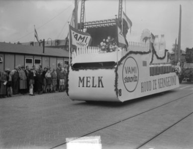 Reclamewagen bij Overtoom, Bestanddeelnr 903-6163