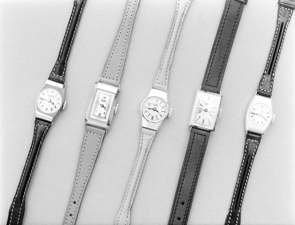 Reclame voor Zentra-horloges, Bestanddeelnr 254-6177